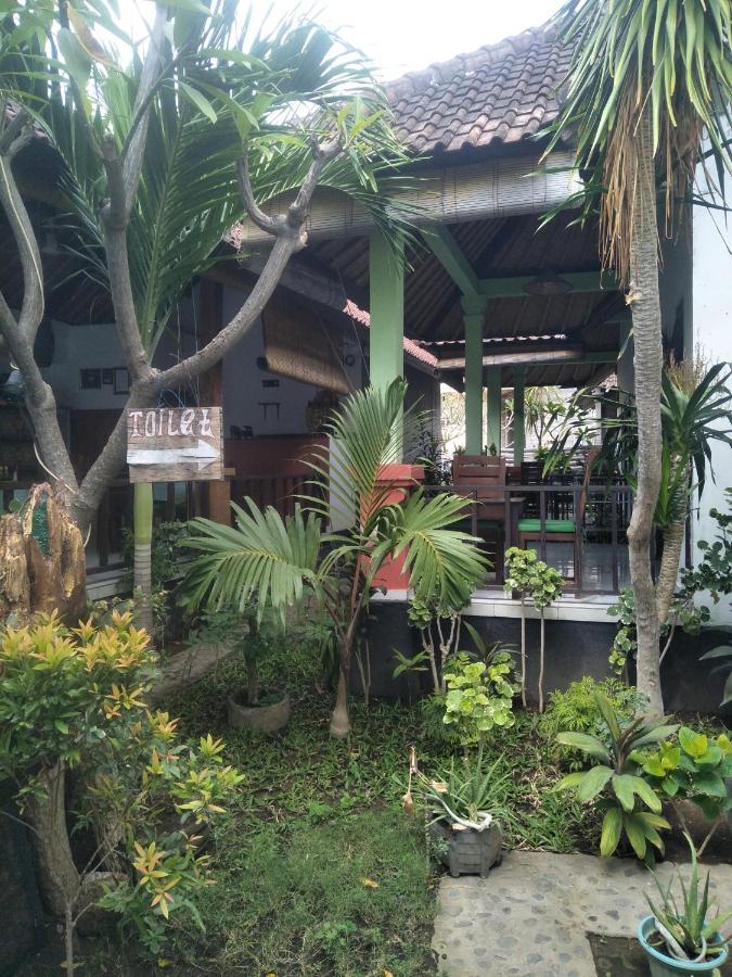 Beten Enjung Home Stay&Waroeng Амед Экстерьер фото