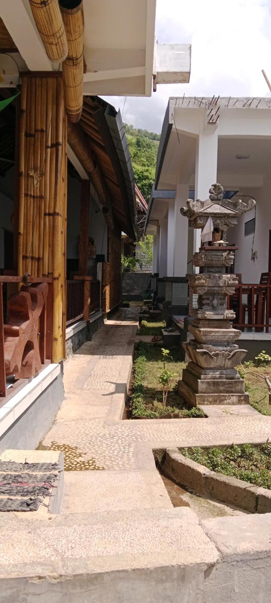 Beten Enjung Home Stay&Waroeng Амед Экстерьер фото