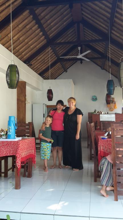 Beten Enjung Home Stay&Waroeng Амед Экстерьер фото